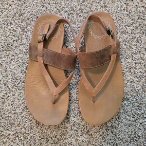 Chaco Brown Tan Sandals